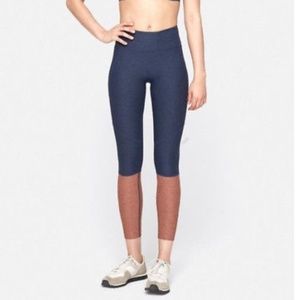 Outdoor Voices 3/4 Dipped Warmup Legging